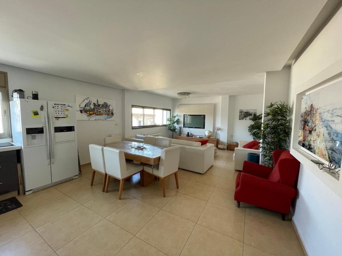 Beautiful 2-Bedroom Condo In The Heart Of Tel Aviv Luaran gambar
