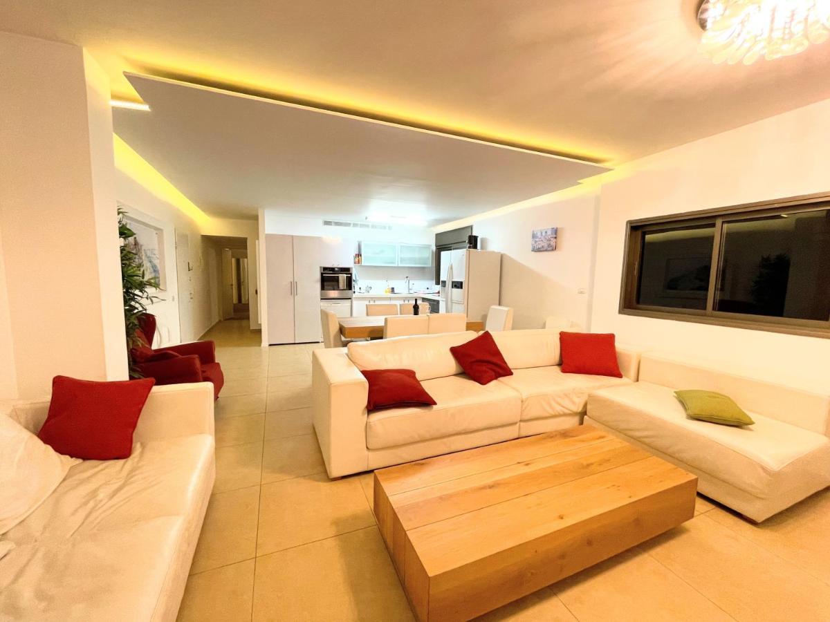 Beautiful 2-Bedroom Condo In The Heart Of Tel Aviv Luaran gambar
